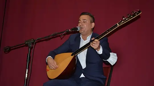 Türkülerin babası düzenlenen konser ile anıldı