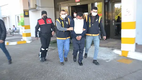 Az ceza almanın yollarını araştırmış