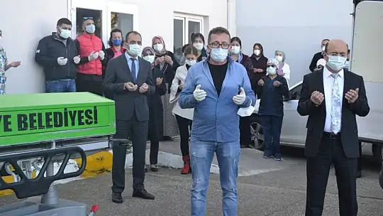 33 yıllık sağlık çalışanı kovid-19'a yenik düştü