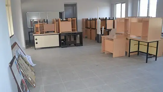 Mesleki Teknik Anadolu Lisesi yeni binasında