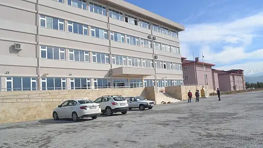 Mesleki Teknik Anadolu Lisesi yeni binasında