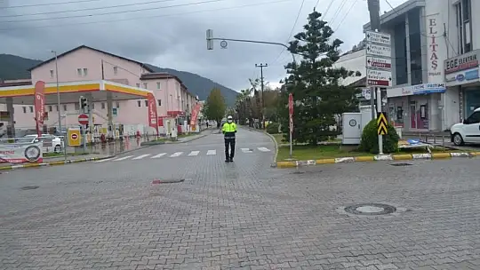 56 saatlik kısıtlamada yağmur sessizliği 