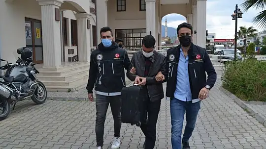 Narkotik ekipleri zehir tacirlerine geçit vermiyor 