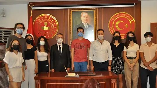 LGS ve YKS'de dereceye giren öğrenciler ödüllendirildi