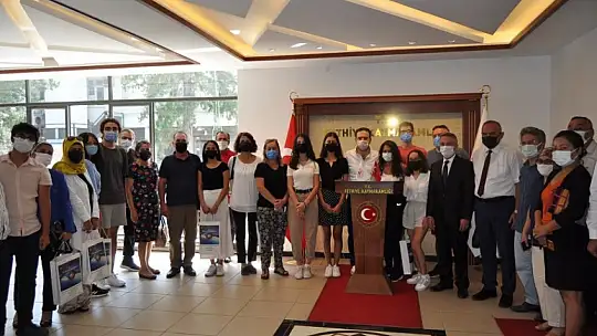 LGS ve YKS'de dereceye giren öğrenciler ödüllendirildi