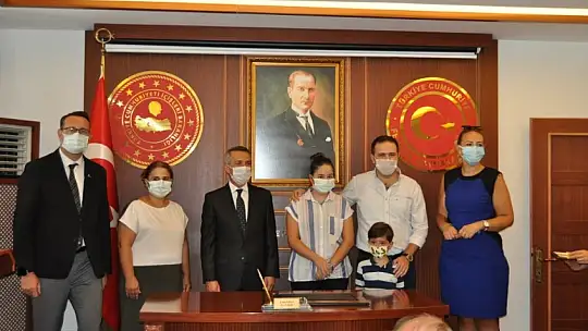 LGS ve YKS'de dereceye giren öğrenciler ödüllendirildi