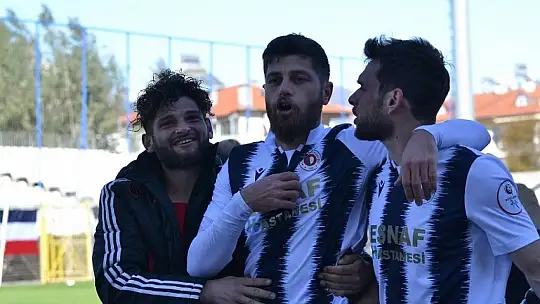 Fethiyespor'da Anıl Gir, krallığa koşuyor