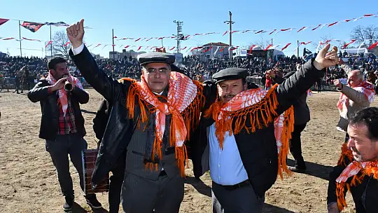 Yatağan'da develer güreşti