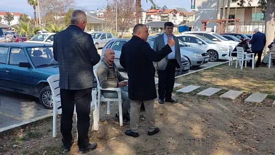 İYİ PARTİ YÖNETİM KURULUNDAN DEPREMZEDELERE ZİYARET