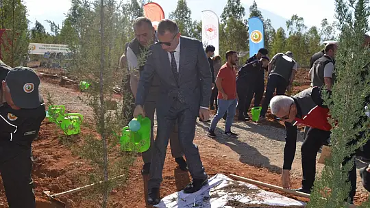 Fethiye'de Fidan Dikim Etkinliği