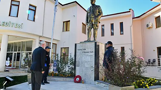 FETHİYE'DEKİ İNGİLİZLERDEN ATATÜRK'Ü ANMA TÖRENİ