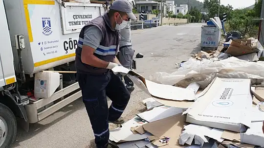 Günde ‪250-300‬ kilometre yol süpürülüyor 