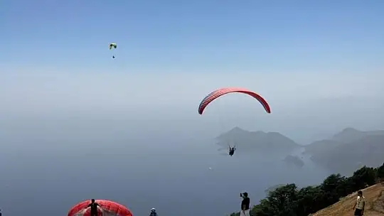 Engelliler Teleferikle Babadağ'a çıktı