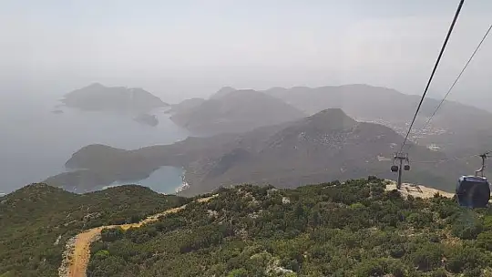 Engelliler Teleferikle Babadağ'a çıktı