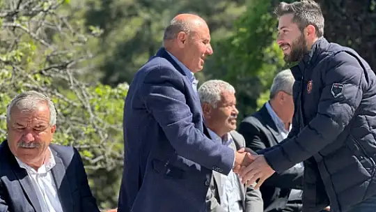 Yakup Otgöz, Seydikemerli vatandaşlarla bayramlaştı
