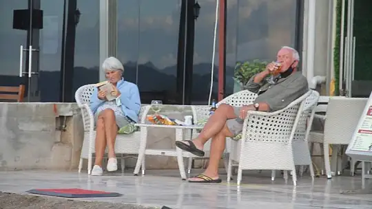 Sahiller turistlere ve hayvanlara kaldı