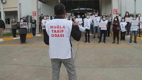 Sağlık Çalışanları Fethiye'de de Seslerini Yükseltti