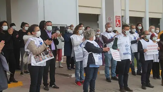 Sağlık Çalışanları Fethiye'de de Seslerini Yükseltti