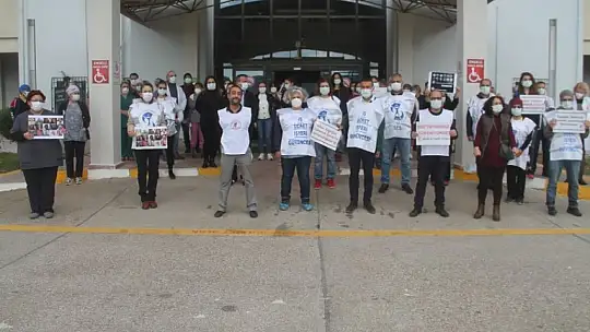 Sağlık Çalışanları Fethiye'de de Seslerini Yükseltti