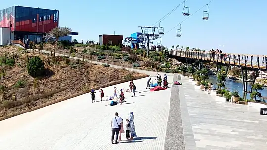 Engelliler Teleferikle Babadağ'a çıktı
