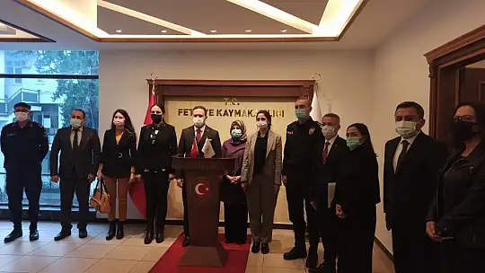 Kadına şiddetle mücadele için bir araya geldiler