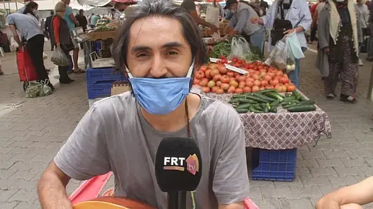 Üretici Pazarı'nda türkü şöleni 