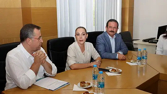AK Parti Milletvekili Yelda Erol Gökcan, STK'ları ziyaret etti