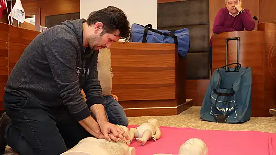 FTSO'NUN İLK YARDIM EĞİTİMİNE KATILAN DÜZENLENDİ