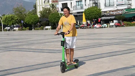 Martı Scooter Fethiye sokaklarında