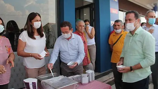 AK Parti Fethiye İlçe Teşkilatının aşure etkinliğine yoğun katılım