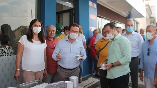 AK Parti Fethiye İlçe Teşkilatının aşure etkinliğine yoğun katılım