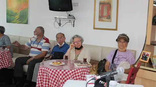 Işık Taban FETAV'ın düzenlediği 'Not Defteri' söyleşilerinde sevenleri ile buluştu