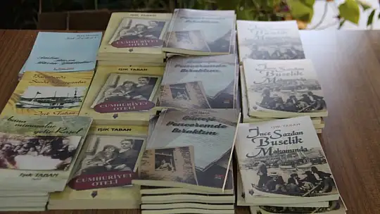 Işık Taban FETAV'ın düzenlediği 'Not Defteri' söyleşilerinde sevenleri ile buluştu