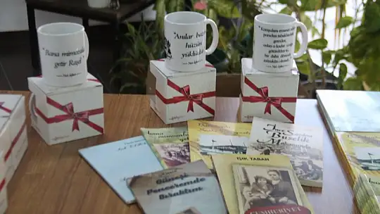 Işık Taban FETAV'ın düzenlediği 'Not Defteri' söyleşilerinde sevenleri ile buluştu