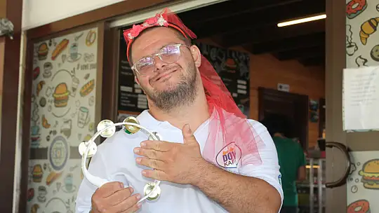 AŞKIN ÖNÜNDA HİÇ BİR ENGEL DURAMIYOR