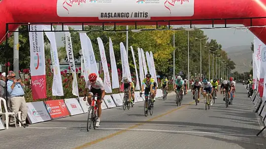 ULUSLARARASI LİKYA GRANFONDO BİSİKLET YARIŞI SONA ERDİ