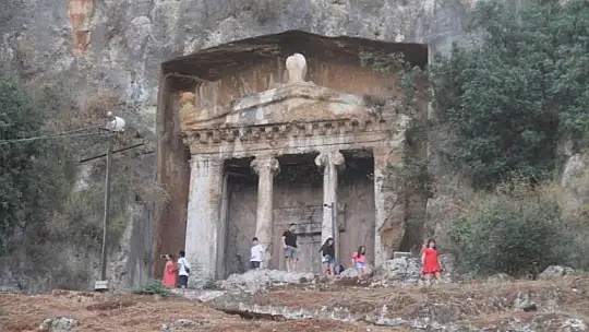 10 bin 538 kişi ziyaret etti