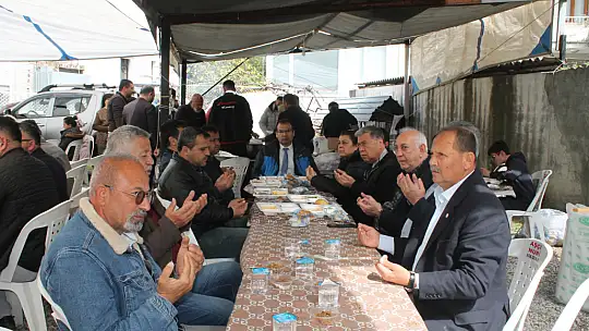 KARADENİZLİ AİLESİNDEN 52 YEMEĞİ HAYRI YAPILDI