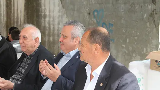 KARADENİZLİ AİLESİNDEN 52 YEMEĞİ HAYRI YAPILDI