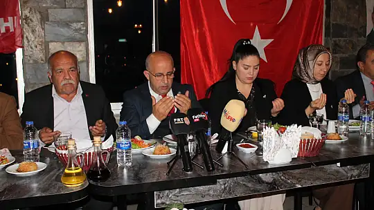 MHP'li adaylar iftar yemeğinde buluştu