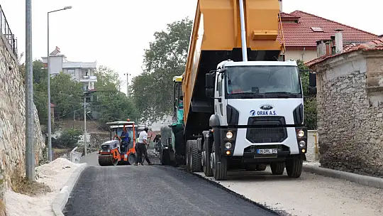 Sıcak Asfalt Çalışmaları Devam Ediyor
