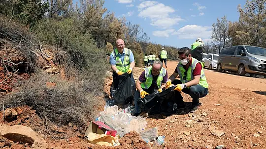 Kozağaç Yangın Bölgesinde Çevre Temizliği