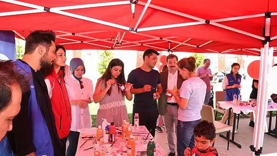 Vali Tavlı, Depremzede Ailelerle Bir Araya Geldi