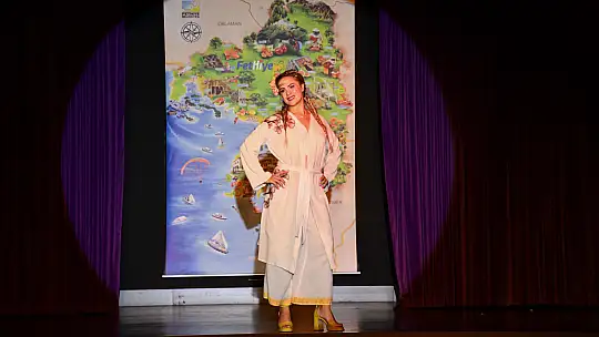 LİKYA İLMEKLERİ DEFİLESİ GÖZ KAMAŞTIRDI