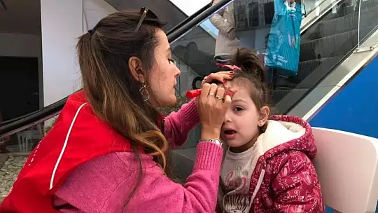 Sosyal Medyadan Sosyal Meydana Projesi