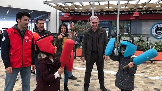 Sosyal Medyadan Sosyal Meydana Projesi