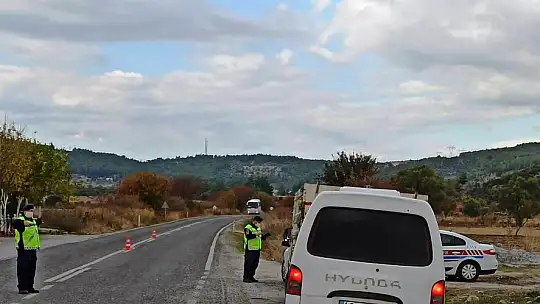 Jandarmadan trafik denetlemesi