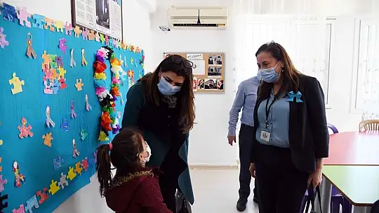 Karaca, Fethiye'deki rehabilitasyon merkezlerini ziyaret etti