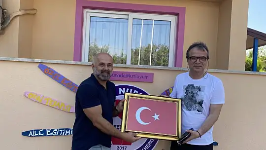 Nursel özdemir Prof. Dr. Binyamin Birkan ile çalışıyor