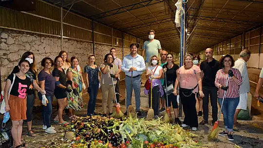 Semt Pazarlarından Kompost Gübreye